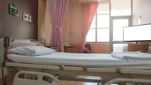 丁子朗認TVB劇集的確開少咗，放眼世界：唔係淨係得敞台